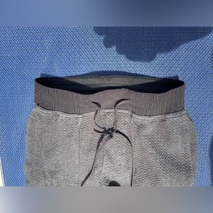 Lululemon men’s gray sweatpants/joggers